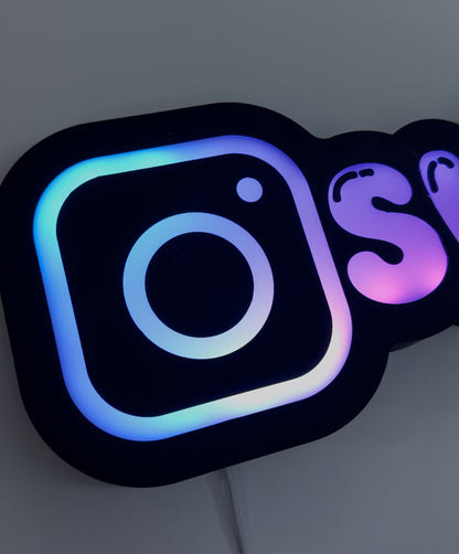 CUSTOM SCHRIFTZUG RGB LAMPE